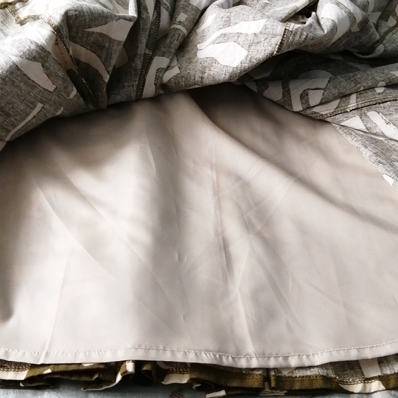 NWOT H&M Skirt - Picture 3 of 3